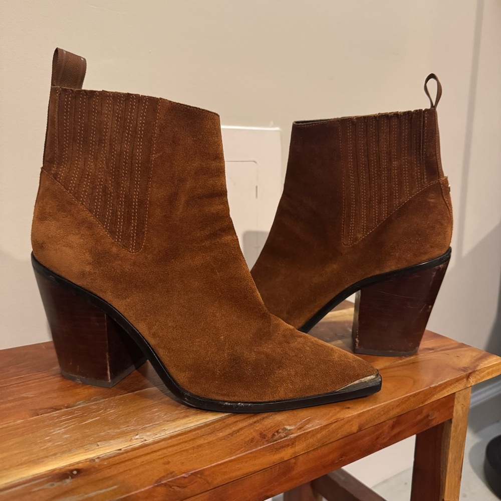 Kenneth Cole Tan Suede Heeled Boots - Picture 6 of 7
